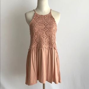 SOLD! Altar'd State Mauve Crochet Detail Tunic